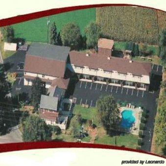 Cherry Lane Motor Inn Amish Country Ronks Exterior foto